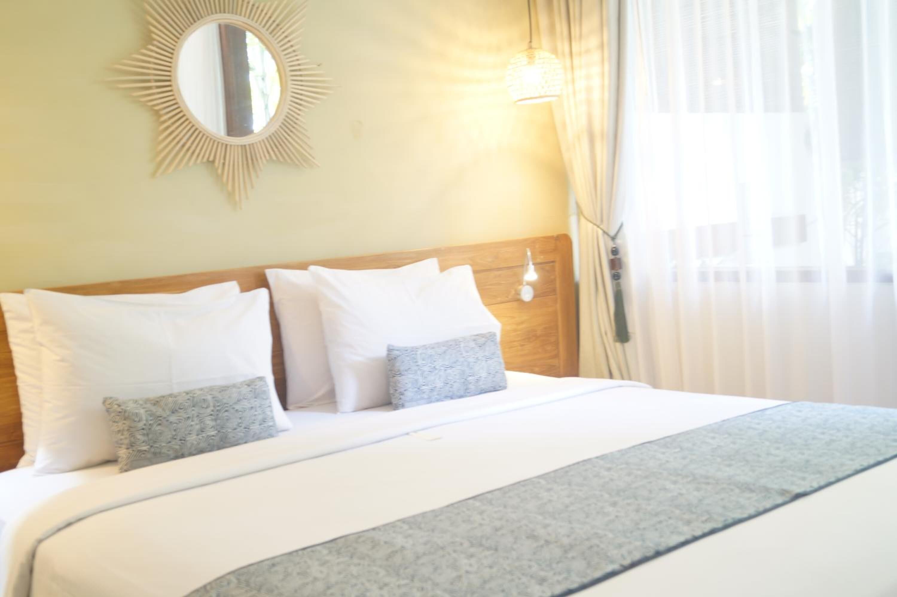 premium bedding, minibar, in-room safe, individually decorated