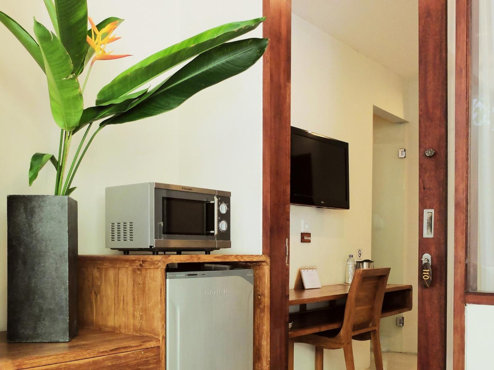 premium bedding, minibar, in-room safe, individually decorated