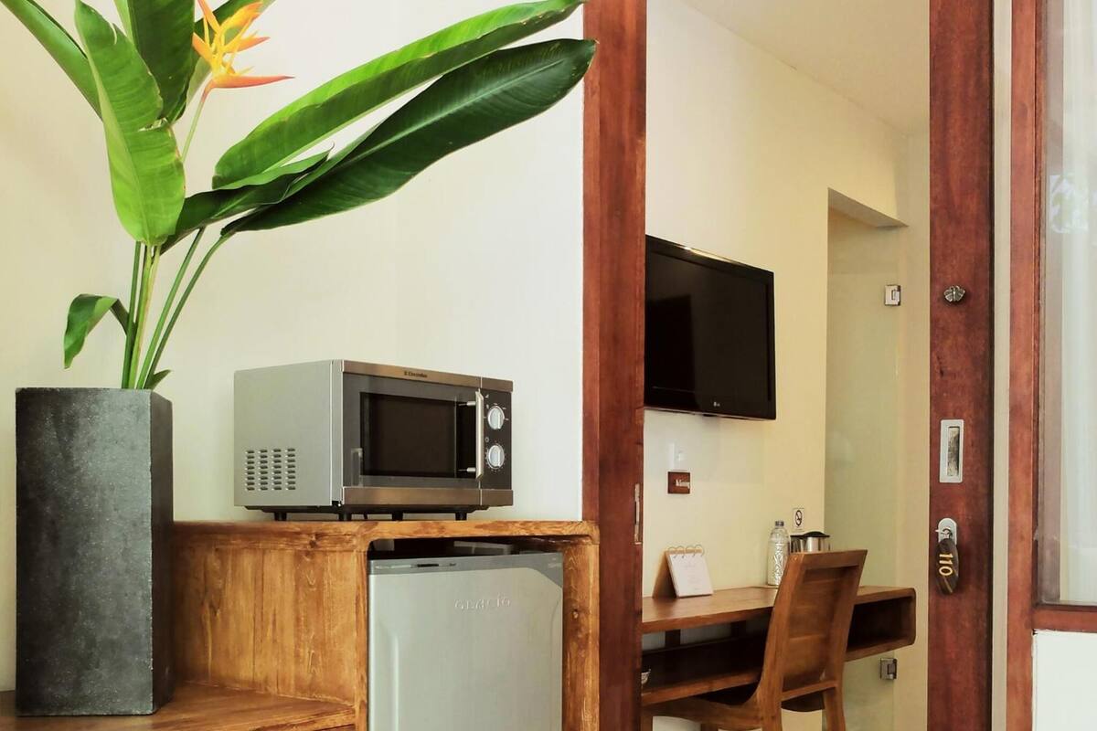 premium bedding, minibar, in-room safe, individually decorated