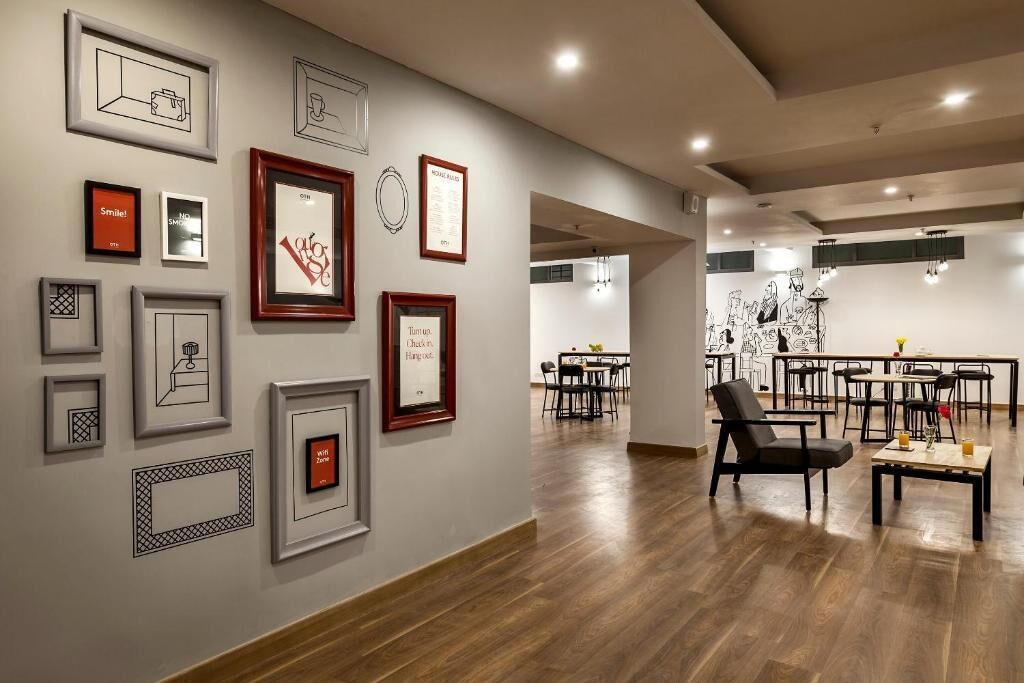 32-inch lcd tv with premium tv channels, tv, books