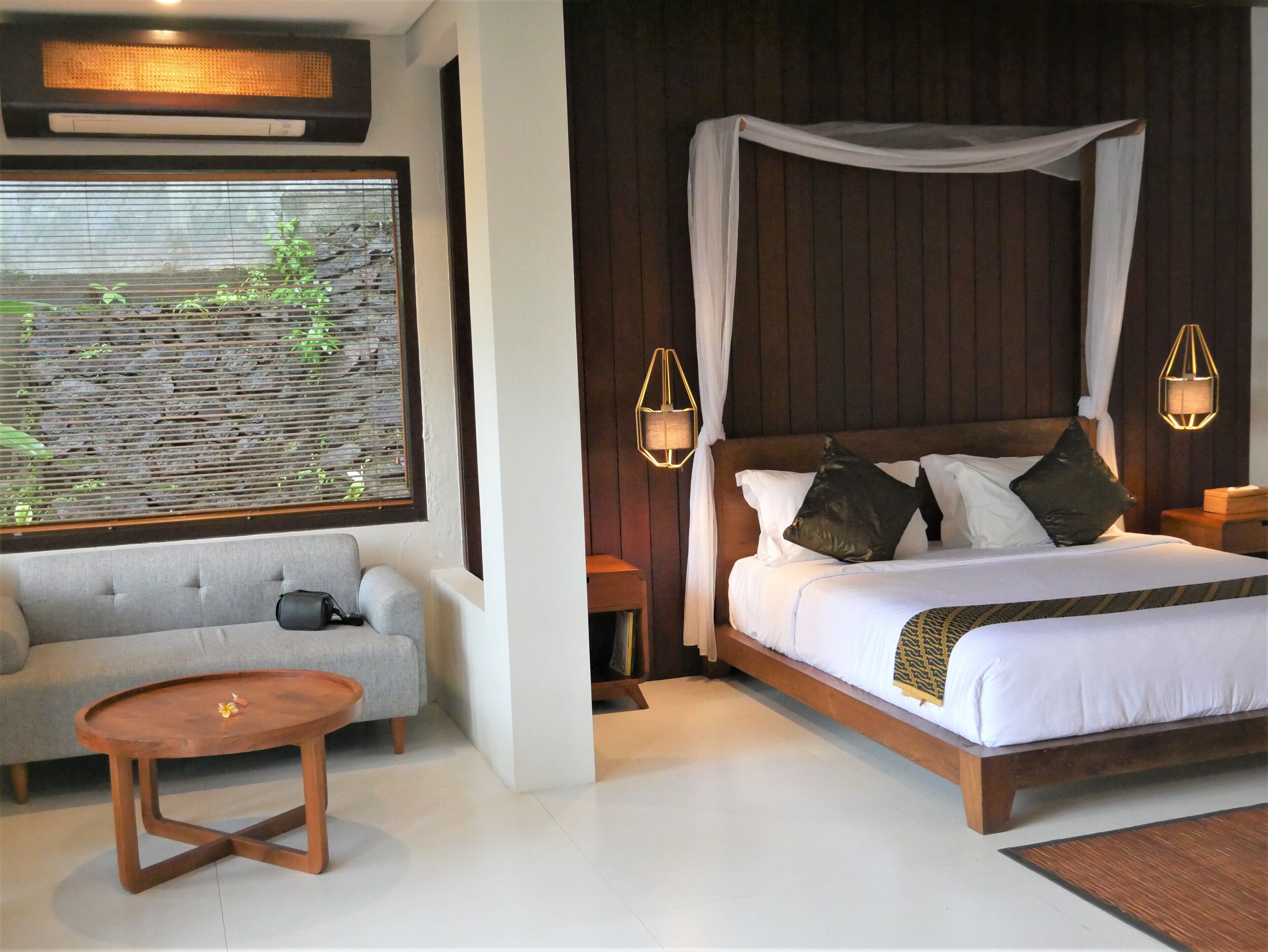 room | free minibar items, in-room safe, desk, iron/ironing board