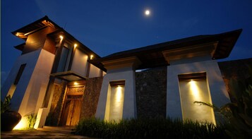 Fachada del alojamiento