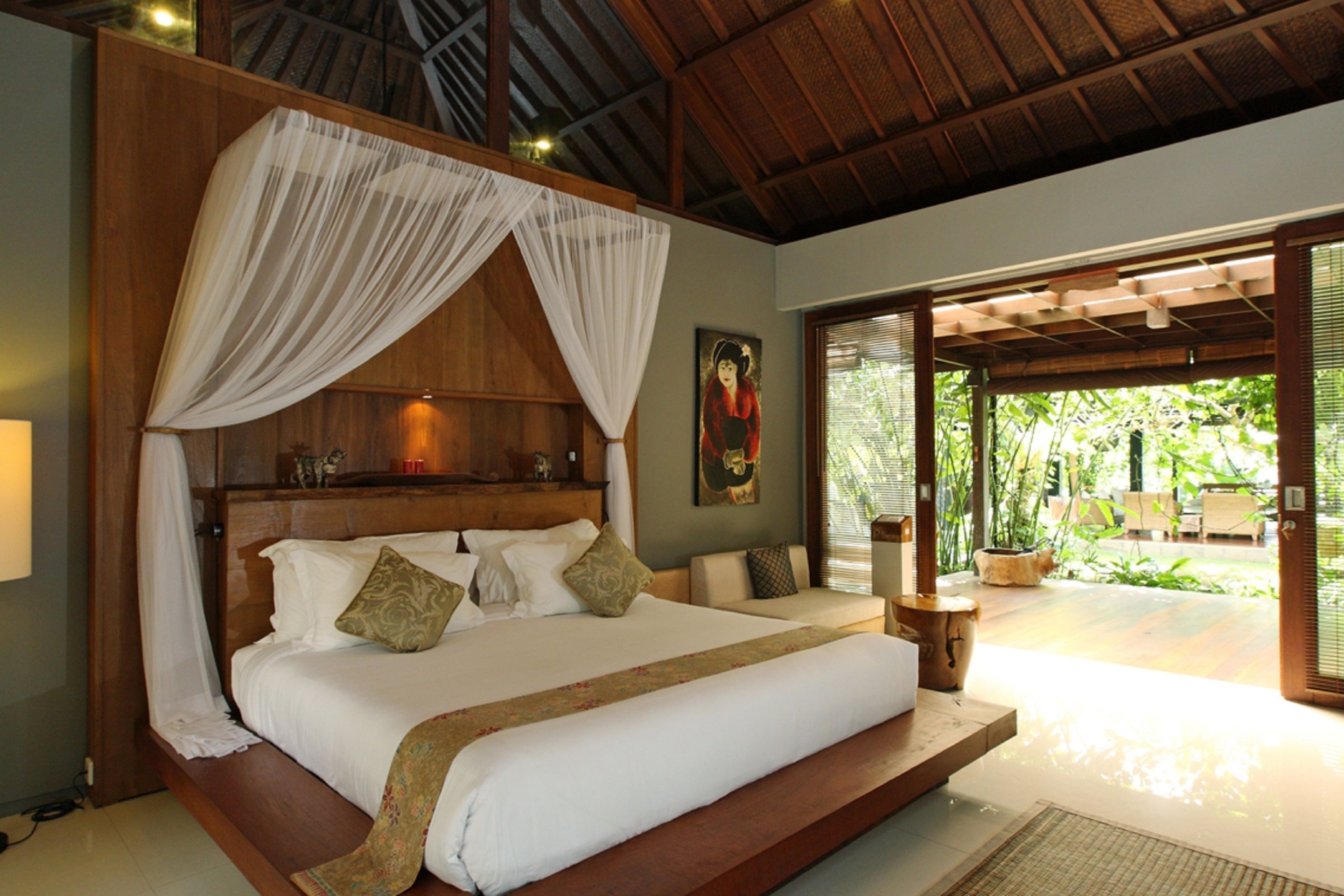 premium double room | free minibar items, in-room safe, desk, iron/ironing board