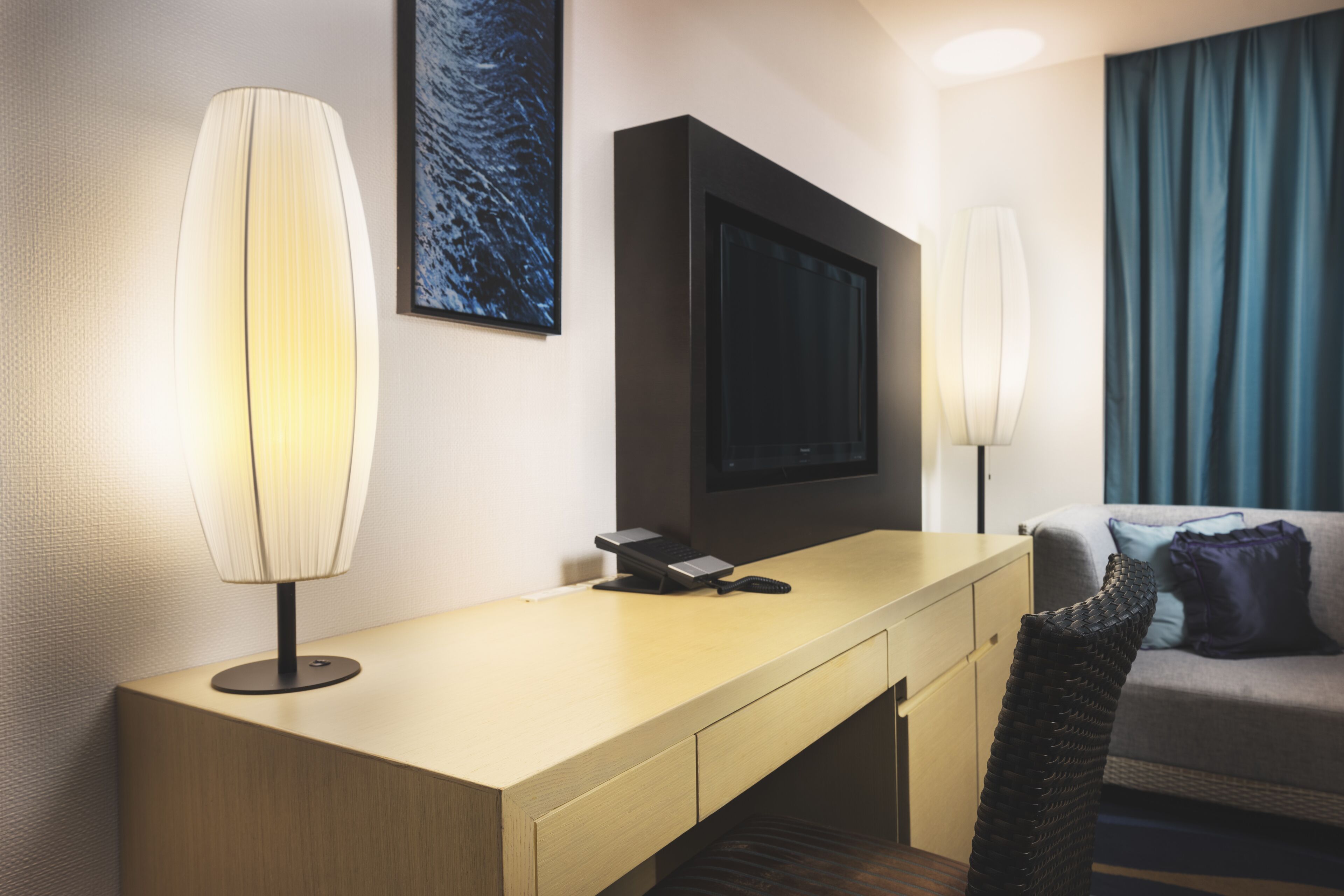 50-inch tv with satellite channels