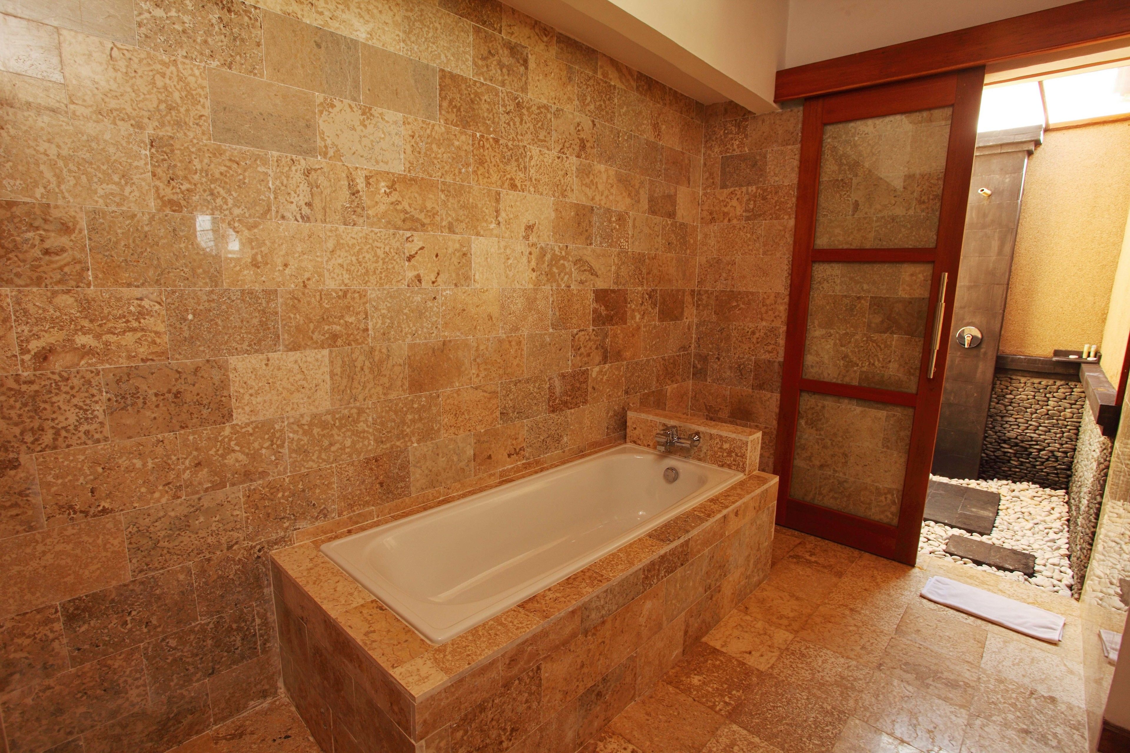 super deluxe sea view | bathroom | free toiletries, hair dryer, bathrobes, slippers