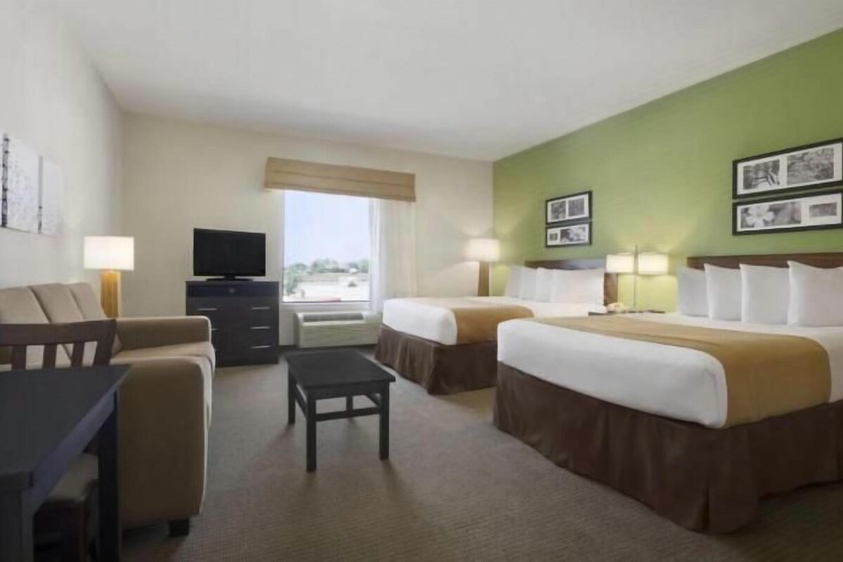 Desk, iron/ironing board, free WiFi, alarm clocks