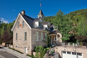Washington School House