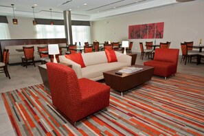 Free daily buffet breakfast - Holiday Inn Express & Suites Columbus - Easton Area by IHG (Columbus)