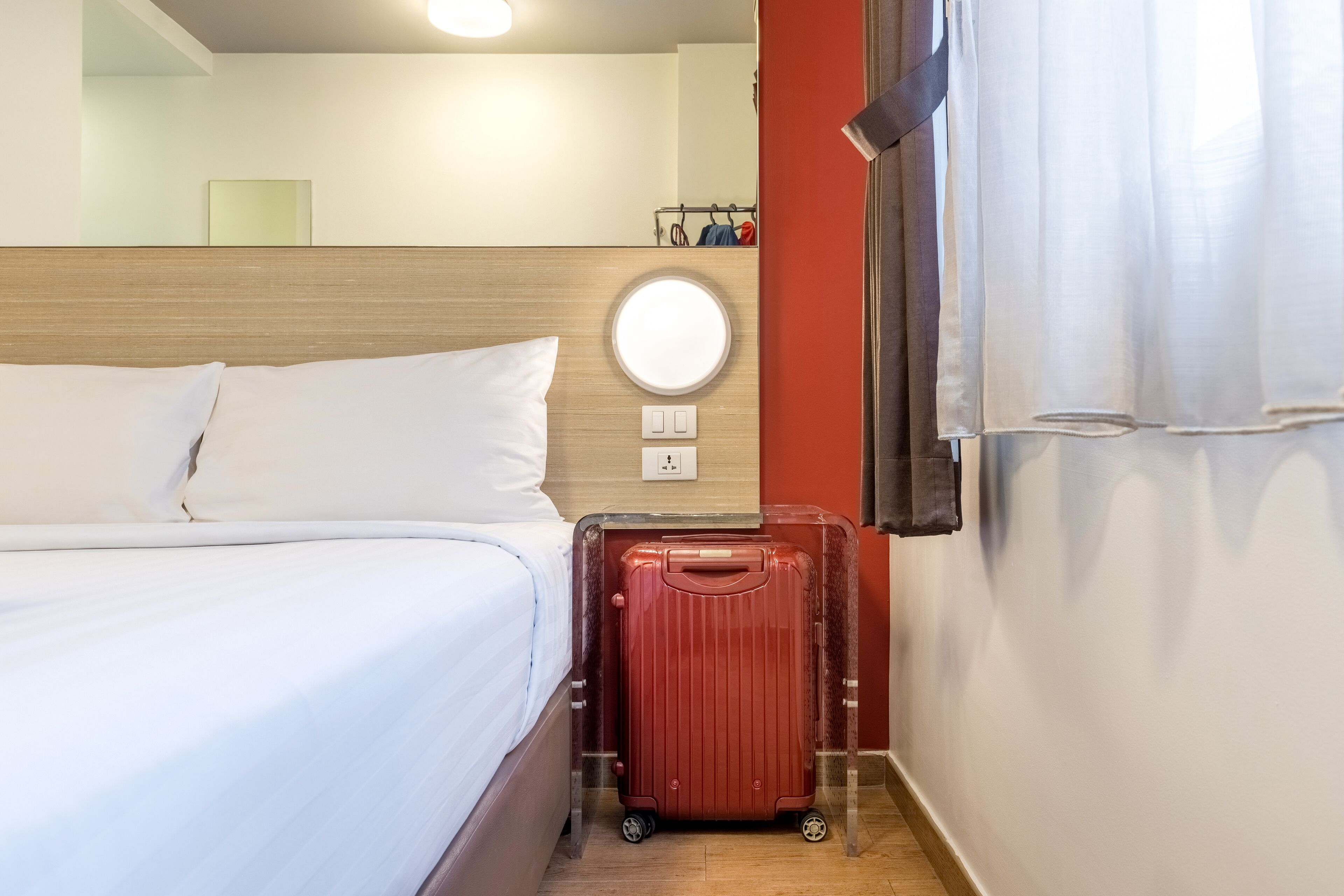 standard double room | in-room safe, soundproofing, free wifi, bed sheets