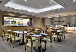 Breakfast area - Carlton Hotel Chunghwa (Hsinchu)
