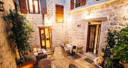 Galathea Hotel