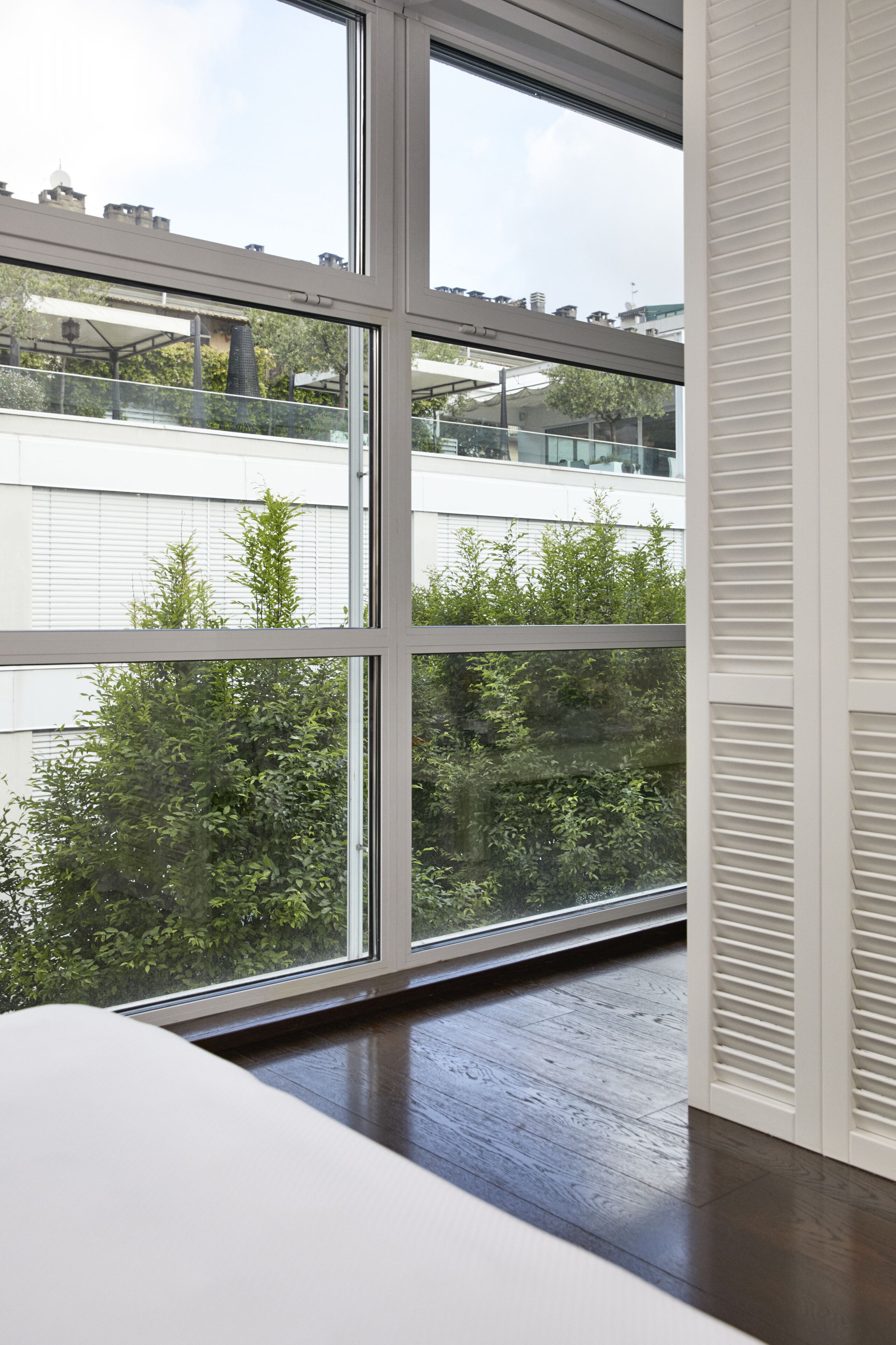 prestige suite | 1 bedroom, premium bedding, down duvets, memory-foam beds