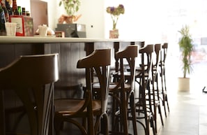 Bar (on property) - Hostal La Fonda (Benissa)