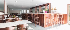 Bar (en la propiedad)