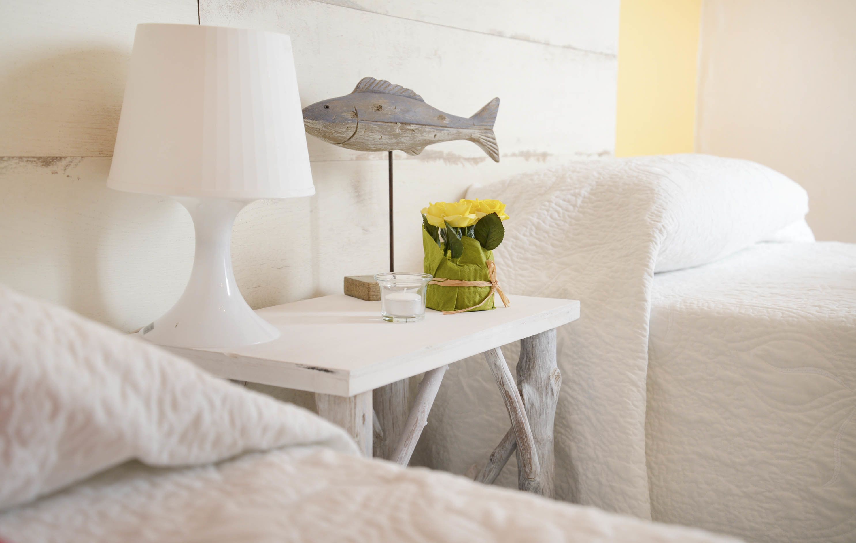 Luxe beddengoed, donzen dekbedden, een kluis op de kamer