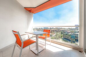 In-room safe, desk, bed sheets, wheelchair access - Gamma Ciudad de Mexico Santa Fe (Mexico City)