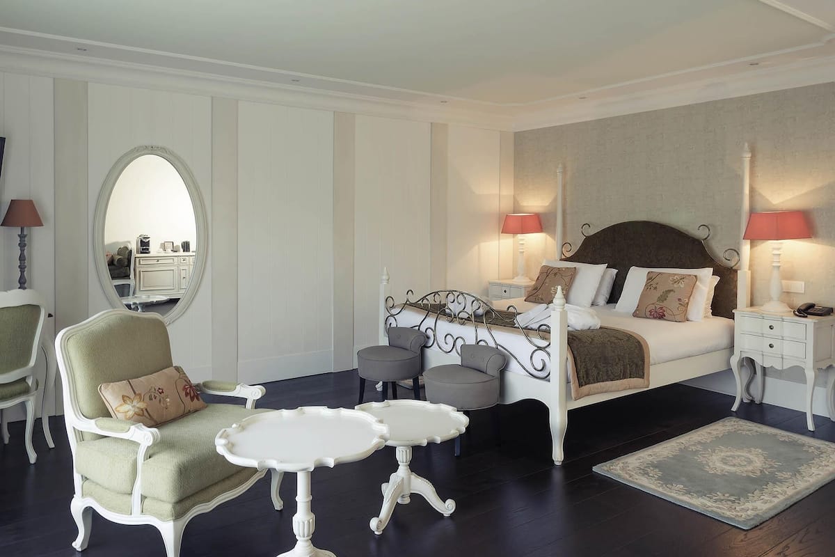 Privilege, Room, 1 Double Bed, Terrace | Minibar, in-room safe, individually decorated, individually furnished