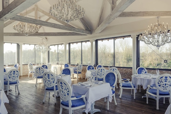 Café da manhã, almoço e jantar; culinária francesa