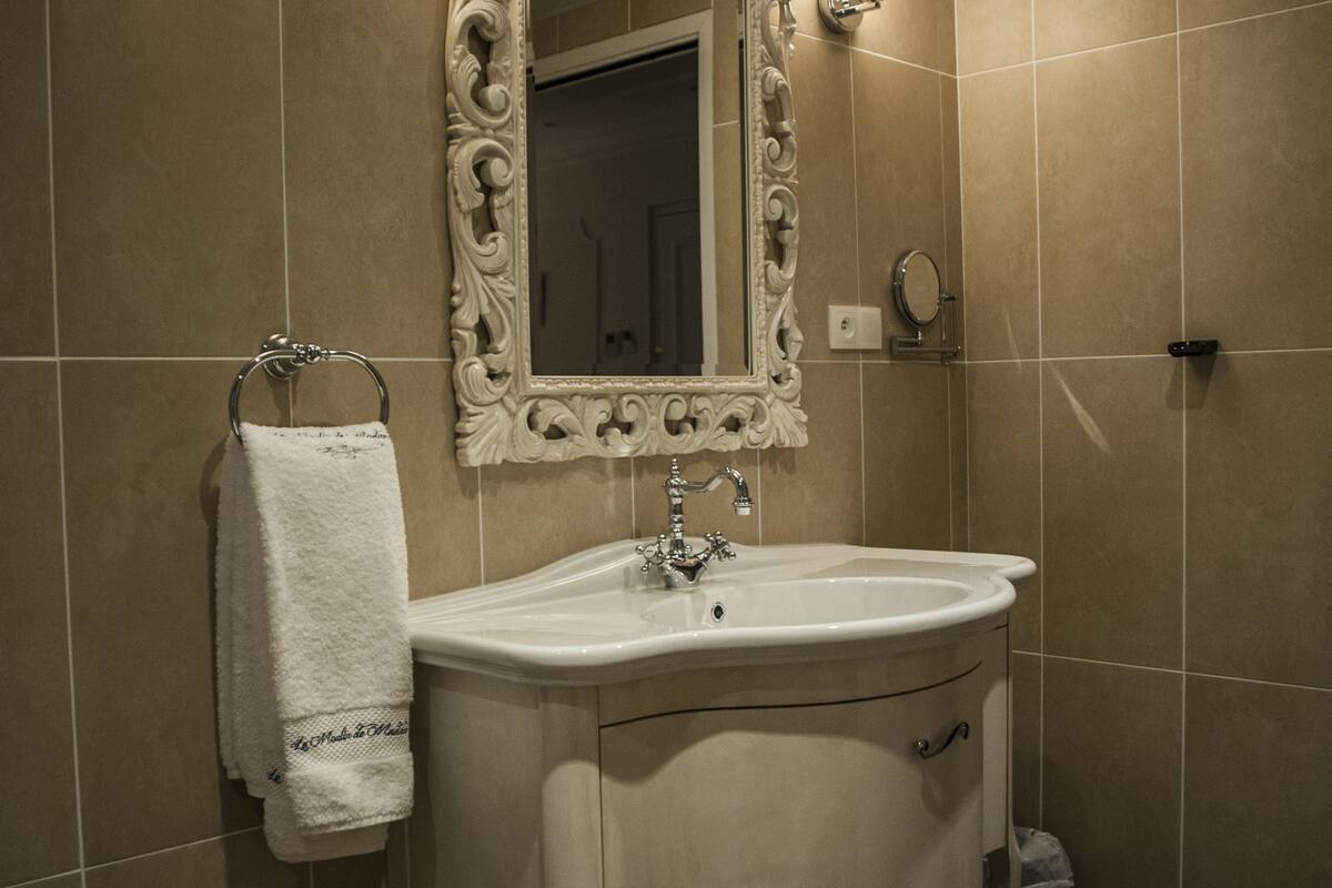 shower, eco-friendly toiletries, hair dryer, bathrobes