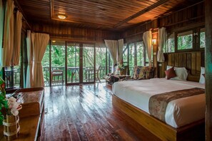 客房内保险箱、免费 WiFi、床单