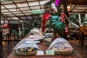 Daily cooked-to-order breakfast for a fee - The Vatika Resort and Spa (Krabi)