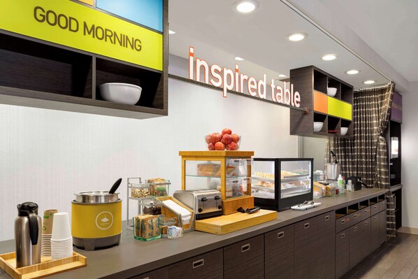 Free daily on-the-go breakfast - Home2 Suites by Hilton Oxford, AL (Oxford)