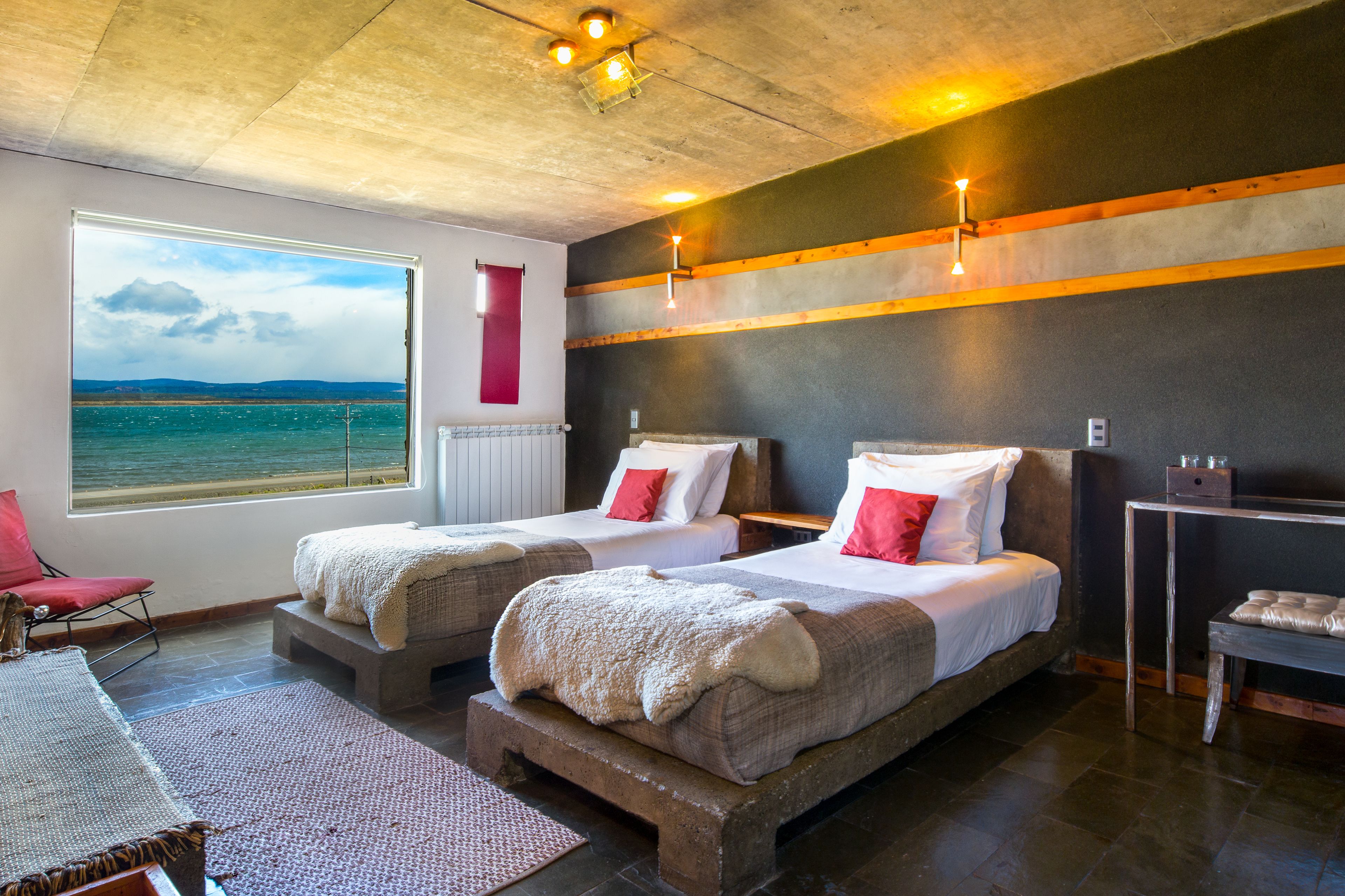 in-room safe, individually decorated, individually furnished, desk