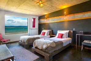 Caja de seguridad en la habitación y decoración personalizada 