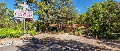 Entrada de l'allotjament