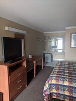 Deluxe Room, 2 Double Beds | Desk, free WiFi, bed sheets