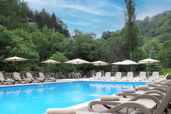 Indoor pool, 2 outdoor pools, open 10 AM to 9:00 PM, free cabanas