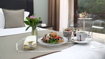 Premium bedding, Select Comfort beds, in-room safe, blackout curtains