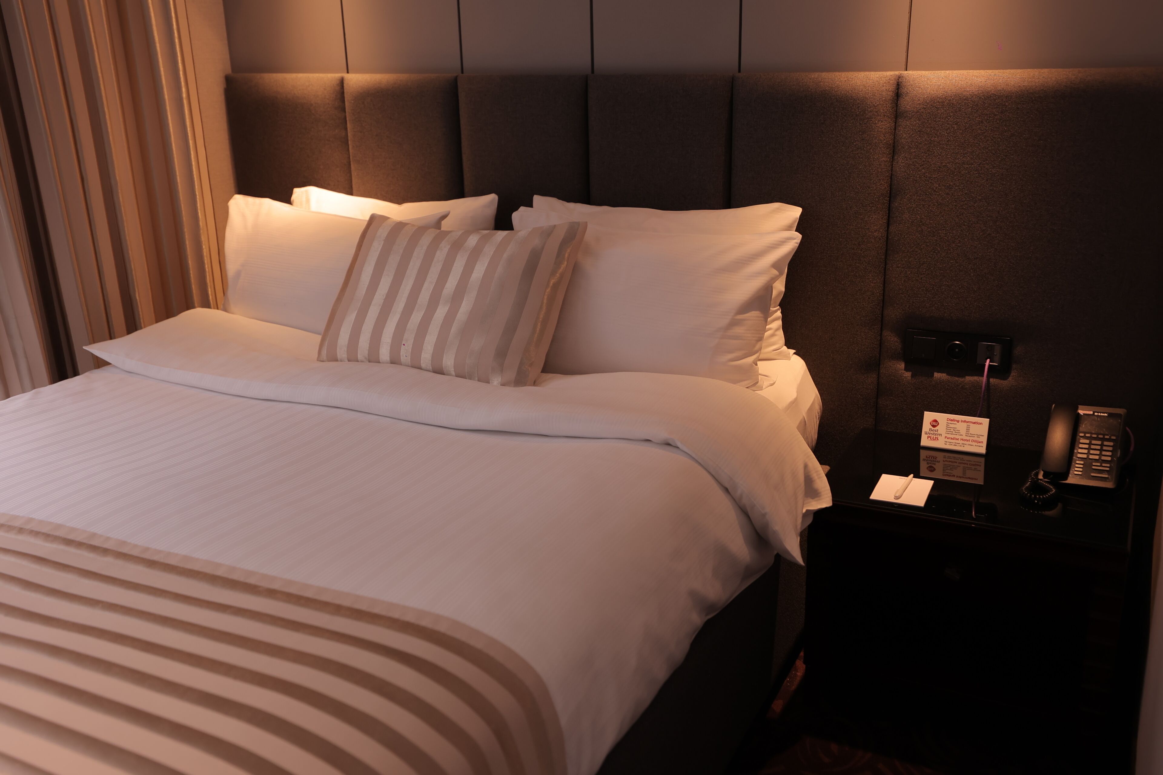 Kamar Comfort, 1 Tempat Tidur Queen, Bebas Asap Rokok, balkon | Seprai premium, tempat tidur Select Comfort, dan brankas