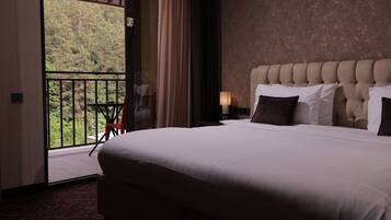 Superior Room, 1 King Bed, Non Smoking