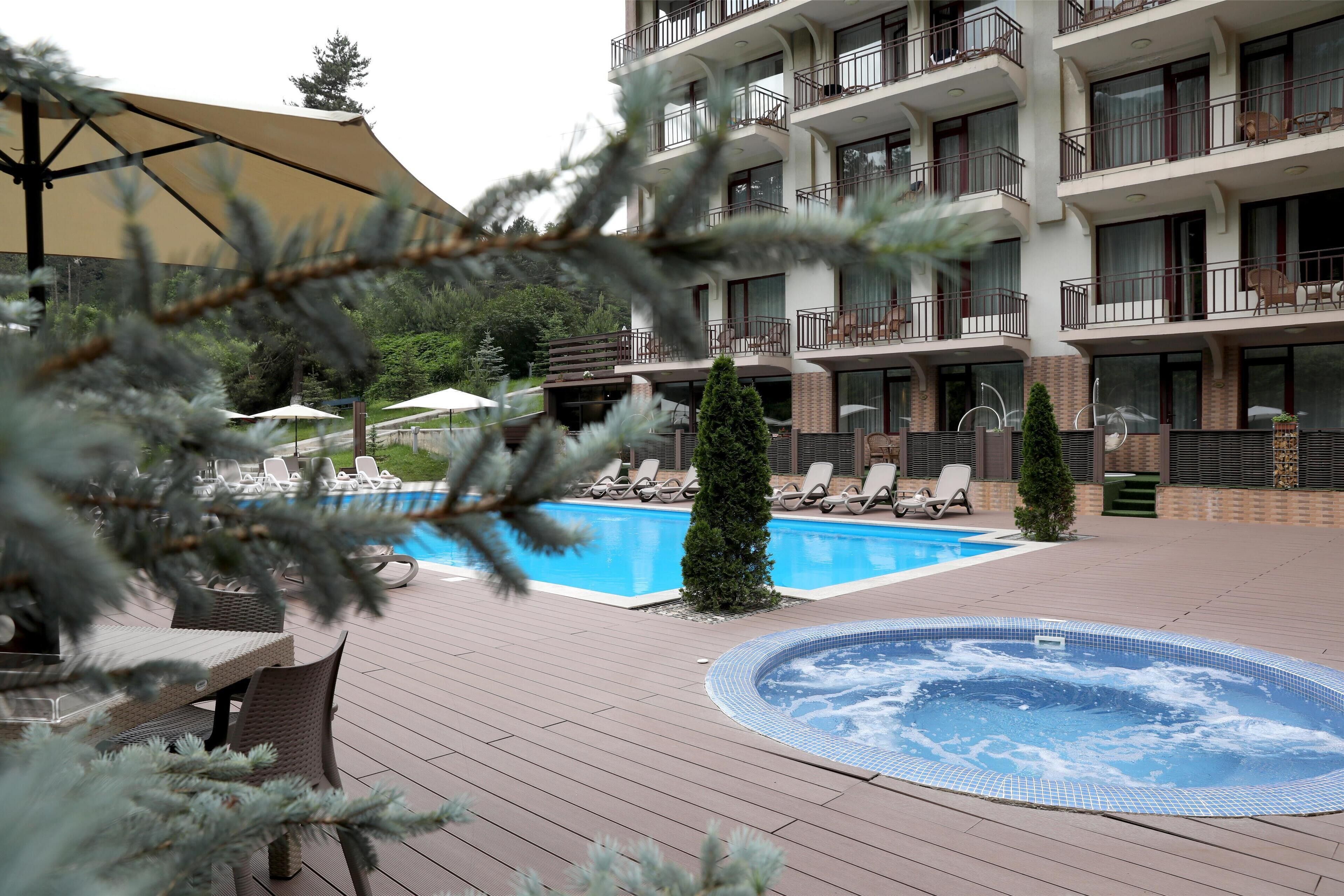 Indoor pool, 2 outdoor pools, open 10 AM to 9:00 PM, free pool cabanas