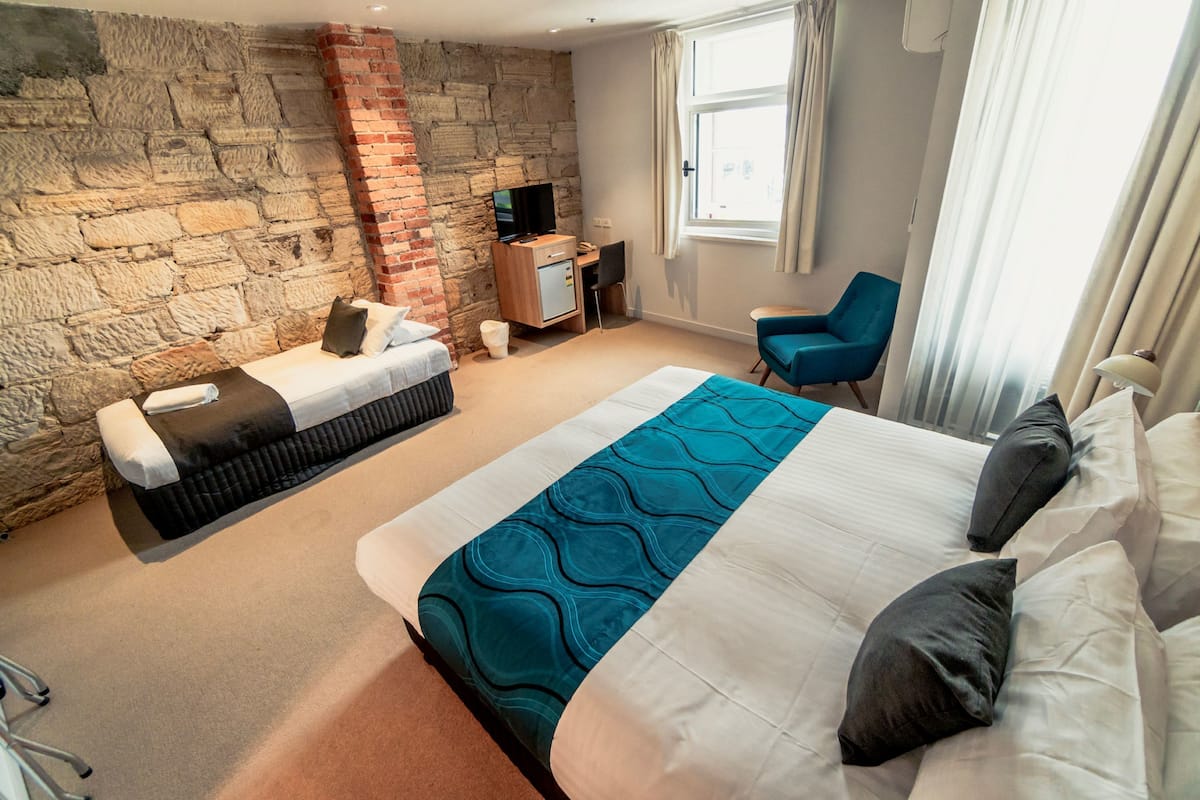 waterfront twin room | 1 bedroom, desk, free cots/infant beds, free wifi