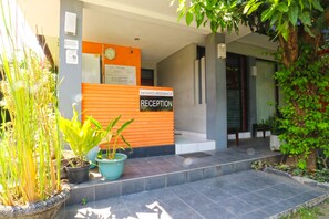 Exterior detail - Sayang Residence 2 (Denpasar)