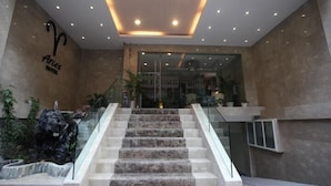 Property entrance - Aries Hotel (Ho Chi Minh City)