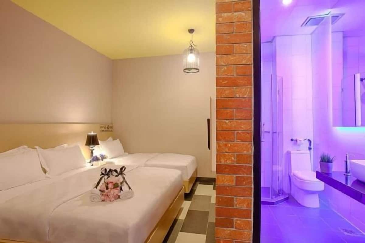 In-room safe, desk, blackout curtains, free WiFi