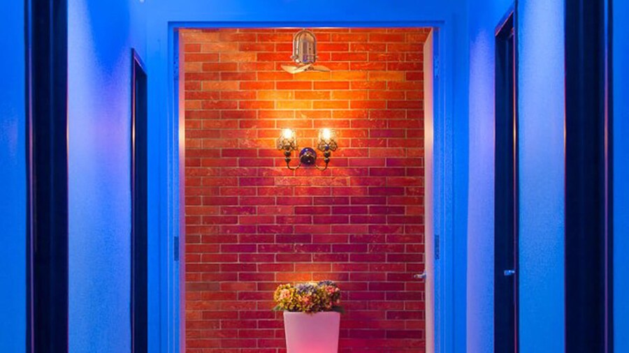 the youniQ Hotel