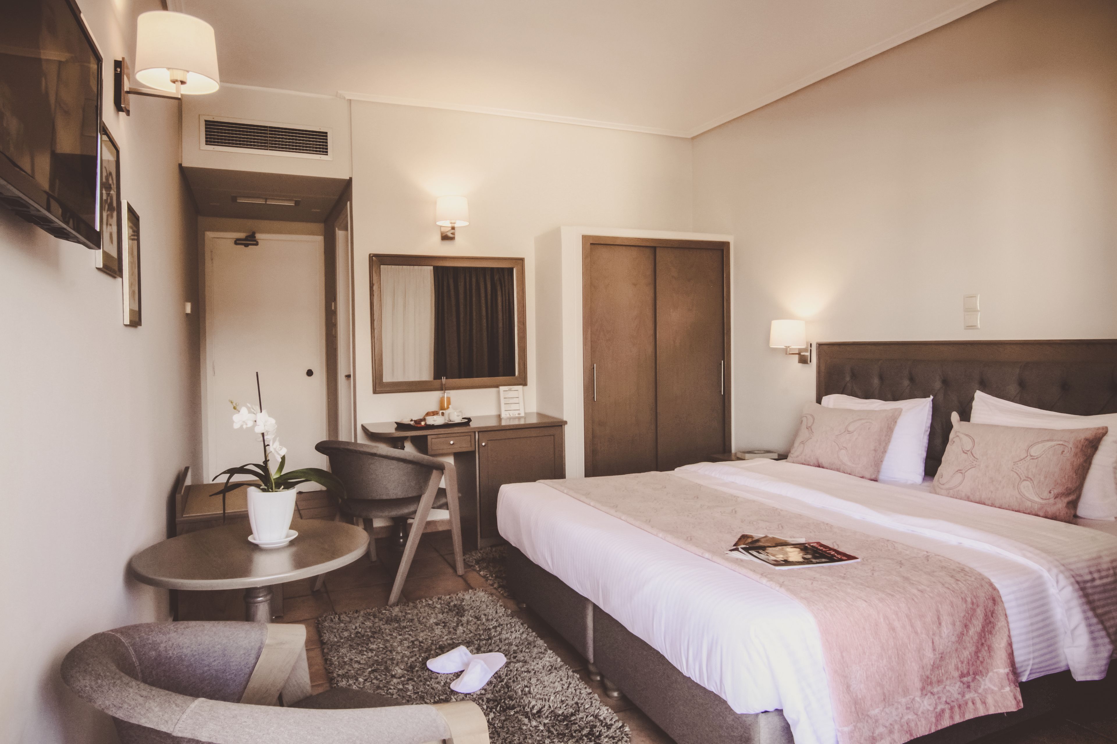 Photo - Green Hill Hotel