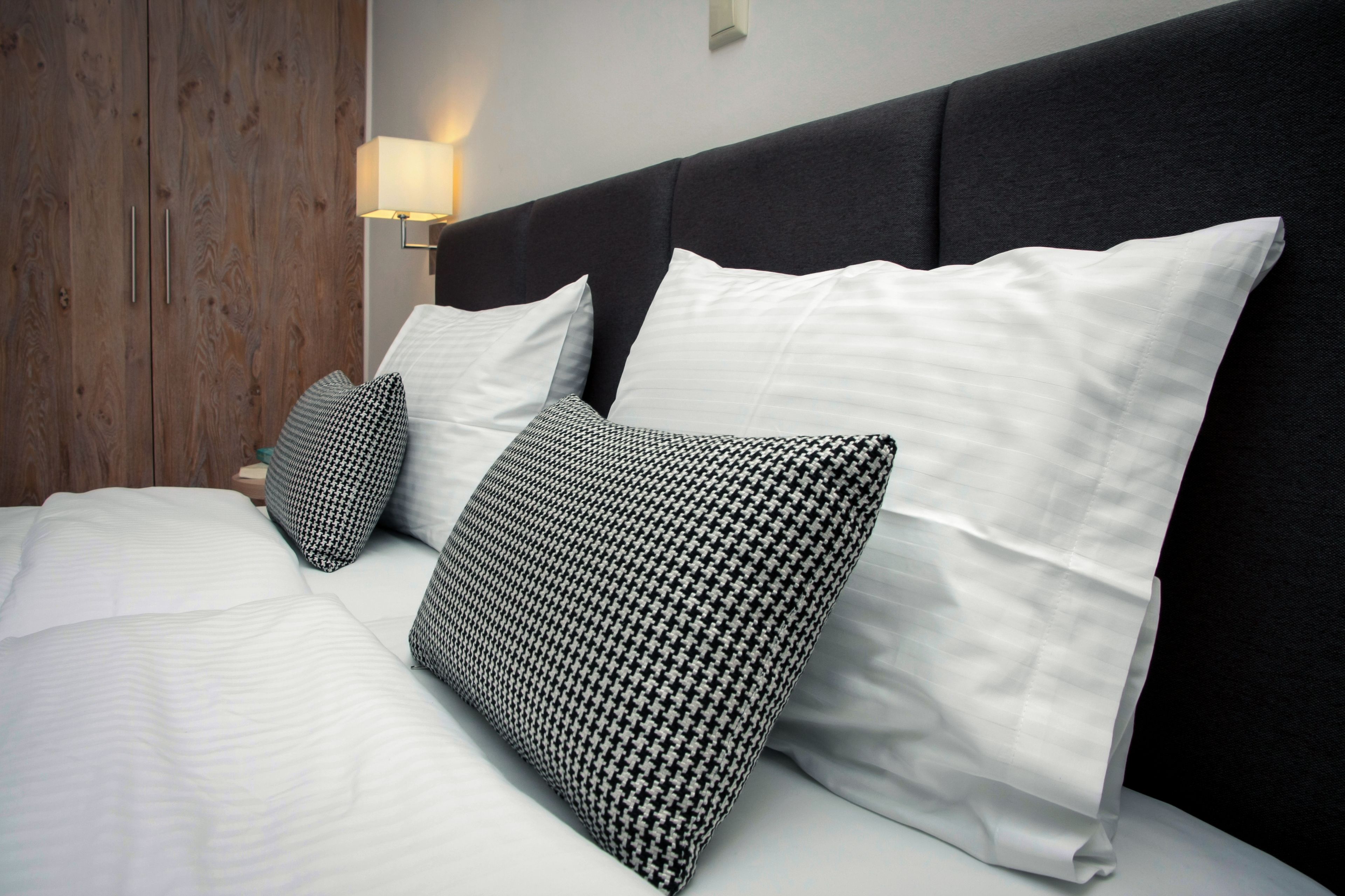 suite, balcony | 1 bedroom, in-room safe, desk, iron/ironing board