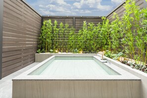 Premier Double Terrace SPA-Free Breakfast for 2PAX (Rice Noodle) - Room is larger than most in city | Bathroom | Designer toiletries, hair dryer, bathrobes, slippers - HOTEL FORÊT THE SPA (Busan)