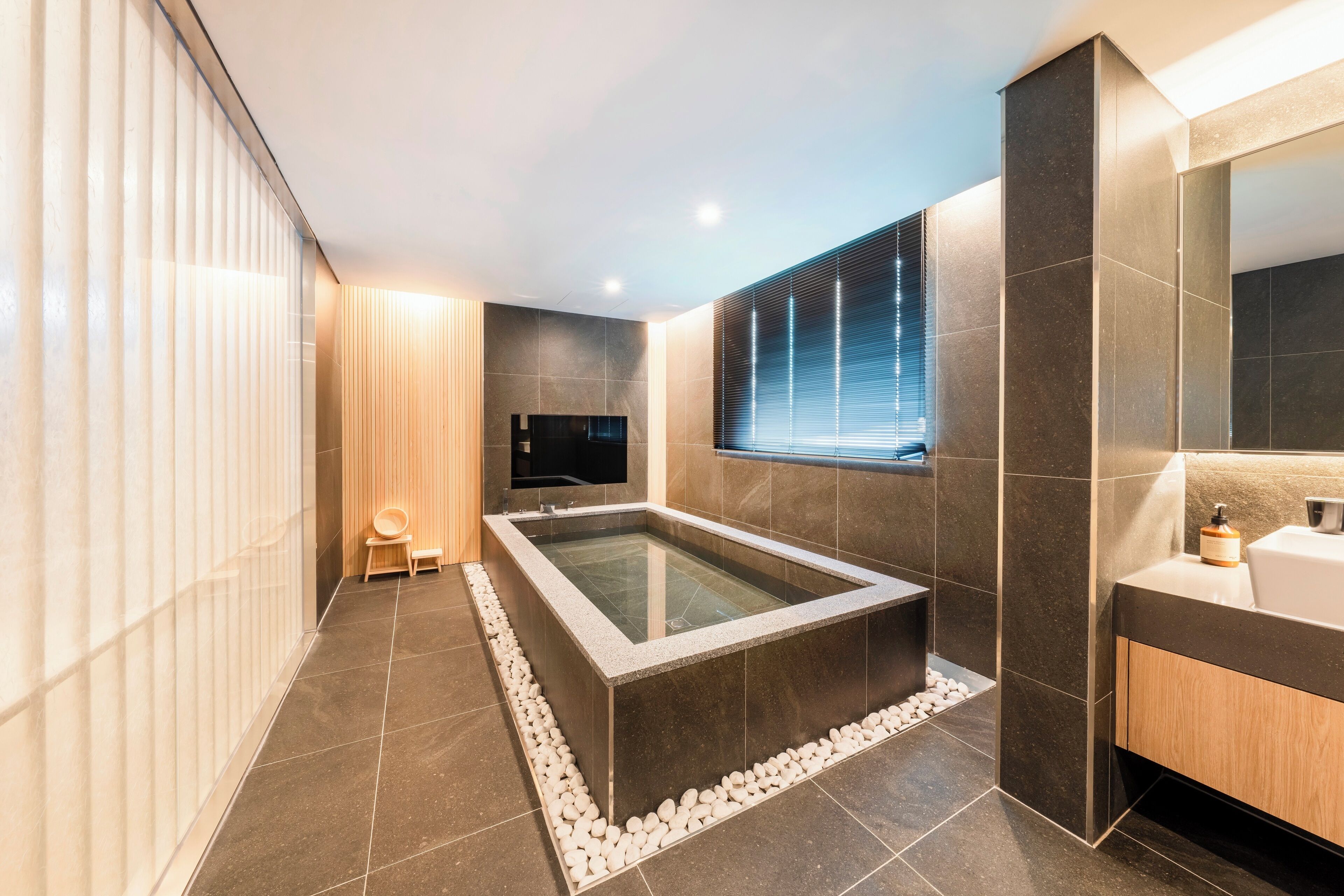 royal pool suite b - free breakfast for 2 (rice noodle) | bathroom | designer toiletries, hair dryer, bathrobes, slippers