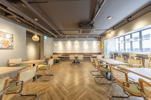 Petit déjeuner préparé sur commande (12900 KRW par personne)