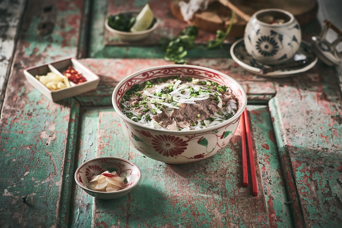 Daily cooked-to-order breakfast (KRW 10000 per person)