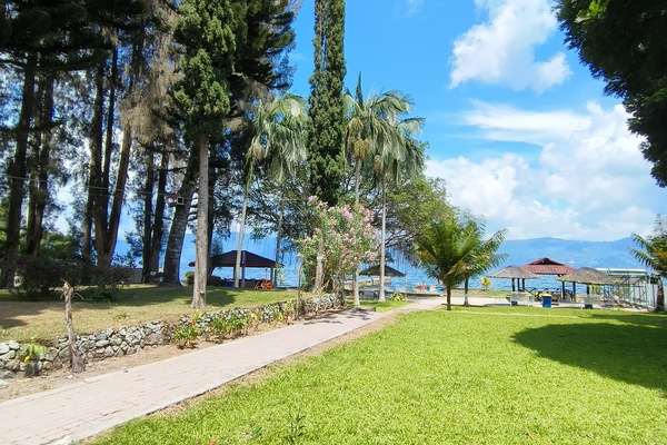 Deluxe Twin Room, Multiple Beds, Private Bathroom, Lake View | View from room