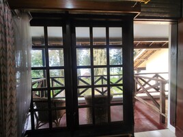 Deluxe Double Room, 1 Queen Bed, Private Bathroom, Lake View | Free WiFi, bed sheets