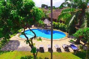Piscina externa