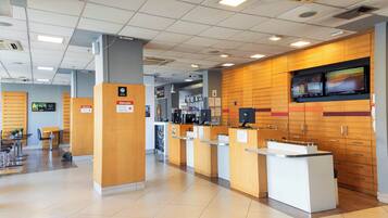 32-Zoll-LCD-Fernseher mit Kabelempfang, Fernseher